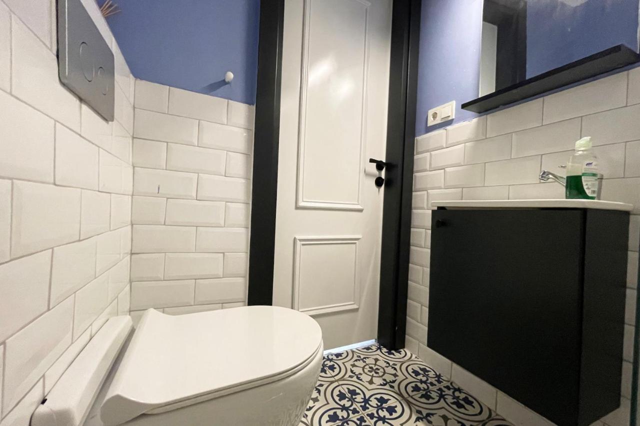 Apartment Beautiful 2br And 2toilet Balcony Near Hilton #4 *