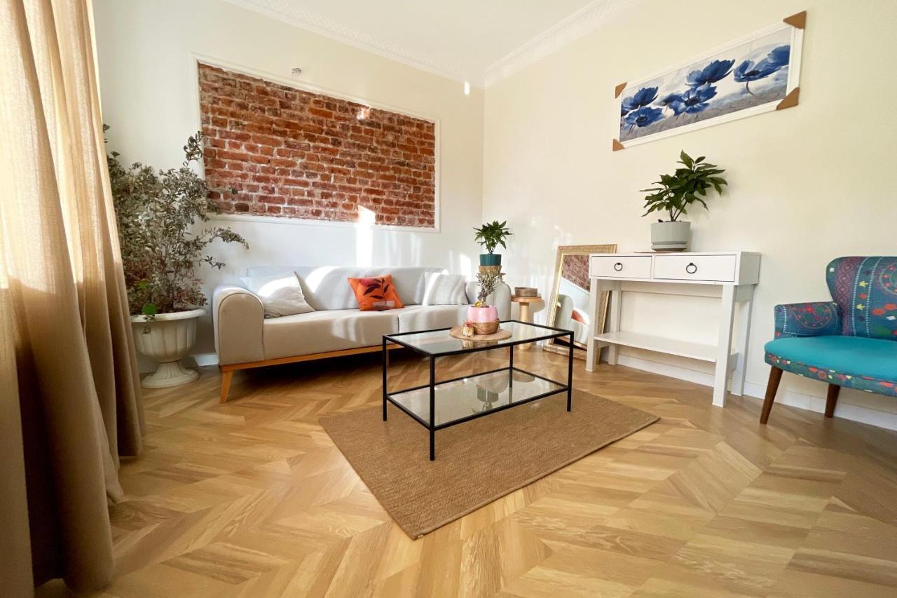 Beautiful 2br And 2toilet Balcony Near Hilton #4 Apartment