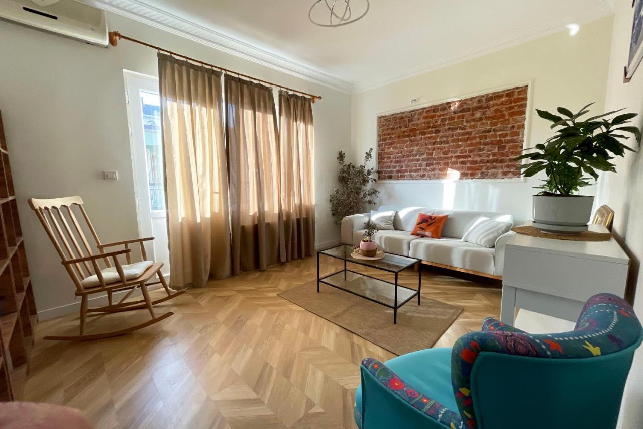 Apartment Beautiful 2br And 2toilet Balcony Near Hilton #4 *